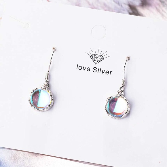 <CLEARANCE>925 Sterling Silver Round Moonstone Drop Earrings - Picture 1 of 9